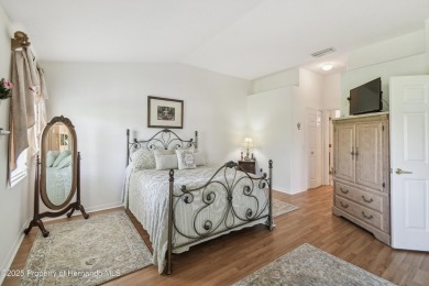 MOVE IN READY - PREMIER LOCATION - END UNIT - FURNISHED. Easiest on Heritage Pines Country Club in Florida - for sale on GolfHomes.com, golf home, golf lot