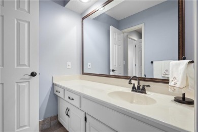 Well-maintained, STUNNING ESTATE in coveted Lakewood Oaks offers on Lakewood Oaks Golf Club, Ltd. in Missouri - for sale on GolfHomes.com, golf home, golf lot