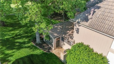 STUNNING ESTATE in coveted Lakewood Oaks blends character and on Lakewood Oaks Golf Club, Ltd. in Missouri - for sale on GolfHomes.com, golf home, golf lot