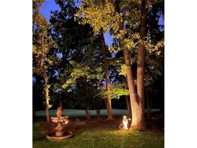 STUNNING ESTATE in coveted Lakewood Oaks blends character and on Lakewood Oaks Golf Club, Ltd. in Missouri - for sale on GolfHomes.com, golf home, golf lot