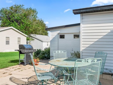 Located in the heart of the Villages, this charming 3-bedroom on Lakes of Lady Lake Golf Course in Florida - for sale on GolfHomes.com, golf home, golf lot