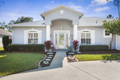 This beautiful and exceptionally clean three-bedroom on The Grand Club Cypress Course in Florida - for sale on GolfHomes.com, golf home, golf lot