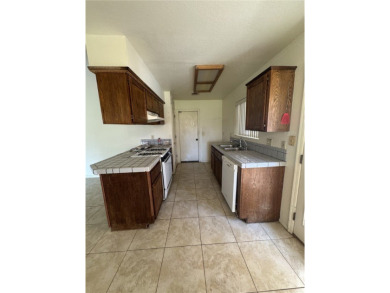 Experience Comfortable Living in a Prime Location!!! Embrace the on Chaparral Golf and Country Club in Arizona - for sale on GolfHomes.com, golf home, golf lot