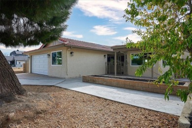 Absolutely stunning single level, 3br 2ba home on the lake with on Silver Lakes Golf Course in California - for sale on GolfHomes.com, golf home, golf lot