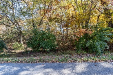 Golf life at its best on this 0.32-acre lot located right on the on Lake Tansi Village Country Club in Tennessee - for sale on GolfHomes.com, golf home, golf lot