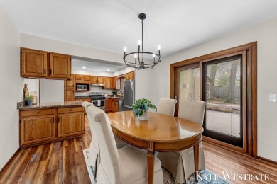 Welcome to 1521 Andover! This 3 bed 2.5 bath home located on a on L.E. Kaufman Golf Course in Michigan - for sale on GolfHomes.com, golf home, golf lot