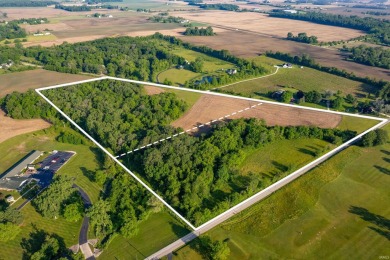 Dreaming of the perfect blend of country charm and endless on Blackford Golf Club in Indiana - for sale on GolfHomes.com, golf home, golf lot