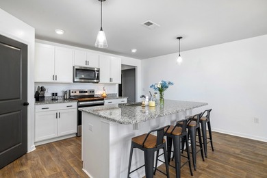 Wonderful 4 Bedroom home in a cul-de sac that is still in great on Shannon Greens Golf Course in South Carolina - for sale on GolfHomes.com, golf home, golf lot