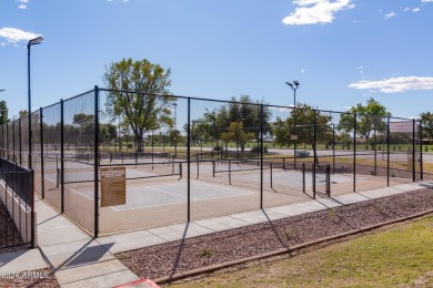 This townhome includes all the features you've been searching on Bellaire Golf Club in Arizona - for sale on GolfHomes.com, golf home, golf lot