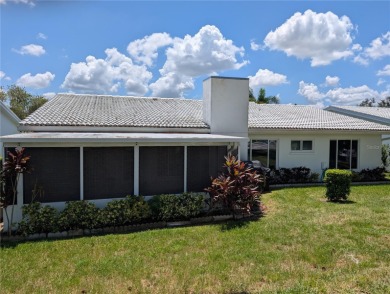 *WOW* a phenomenal *Gormay* with a great location!! Clubhouse is on Mainlands Golf Club in Florida - for sale on GolfHomes.com, golf home, golf lot