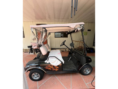 Charming 2 bed, 1.5 bath Home in 55+ Golf Community - New Roof on Lake Henry Golf Club in Florida - for sale on GolfHomes.com, golf home, golf lot