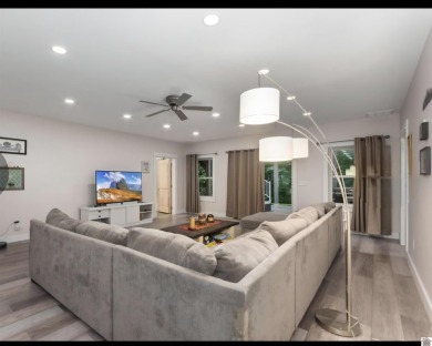 Come look at this stunning custom built home! This home boasts on Arrowhead Golf Club in Kentucky - for sale on GolfHomes.com, golf home, golf lot