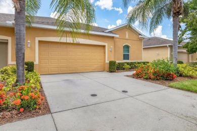 Beautiful 3 bed, 2 full bath, 2+ car plus room for a golf cart on Scepter Golf Club in Florida - for sale on GolfHomes.com, golf home, golf lot