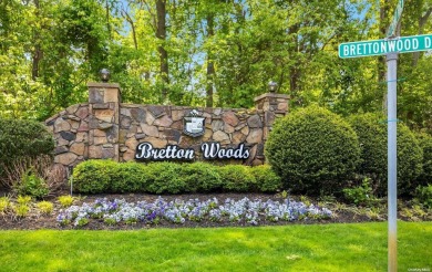 Beautiful and Spacious 3 Bed 2 1/2 Bath Corner Unit in Gated on Bretton Woods Country Club in New York - for sale on GolfHomes.com, golf home, golf lot