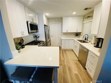 Welcome to this charming 2-story condo in the highly on Alta Vista Country Club in California - for sale on GolfHomes.com, golf home, golf lot