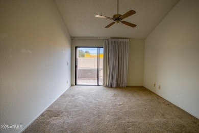 Discover this charming 3-bed, 2-bath townhome in the on Oakwood Golf Club  in Arizona - for sale on GolfHomes.com, golf home, golf lot