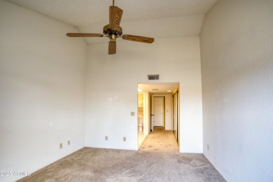 Discover this charming 3-bed, 2-bath townhome in the on Oakwood Golf Club  in Arizona - for sale on GolfHomes.com, golf home, golf lot