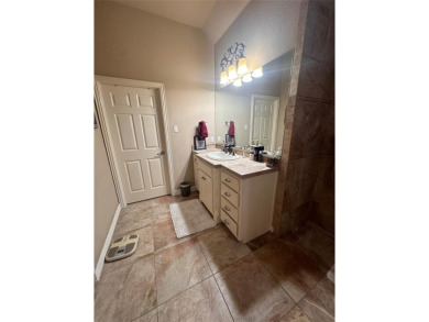 Beautiful home in coveted Pecan Plantation.  Open floor plan on Pecan Plantation Country Club in Texas - for sale on GolfHomes.com, golf home, golf lot