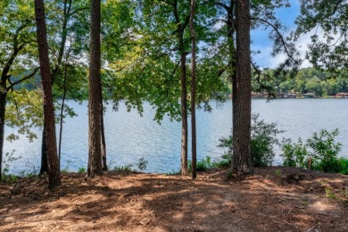 Waterfront home on nearly 1 acre heavily wooded lot! on Holly Lake Ranch Golf Club in Texas - for sale on GolfHomes.com, golf home, golf lot