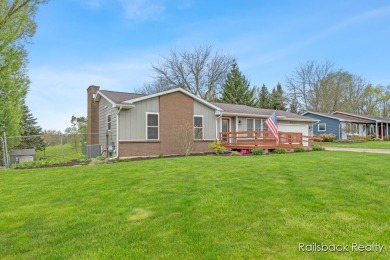 Do not miss this amazing Comstock Park property located on the on Alpine Golf Club in Michigan - for sale on GolfHomes.com, golf home, golf lot
