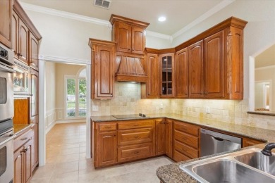 Welcome to 314 Canterbury, a beautifully maintained 4 bedroom, 2 on Twin Rivers Golf Club in Texas - for sale on GolfHomes.com, golf home, golf lot