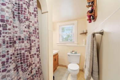 This cozy 2-bedroom, 1.5 bath home has so much to offer! Located on En-Joie Golf Course in New York - for sale on GolfHomes.com, golf home, golf lot