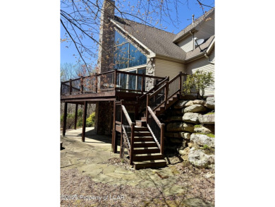 Elegant 4-Bedroom Home on Double Lot in Eagle Rock ResortWelcome on Eagle Rock Golf and Ski Resort in Pennsylvania - for sale on GolfHomes.com, golf home, golf lot
