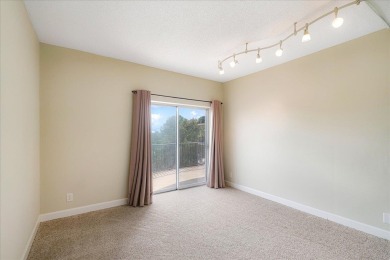 Beautiful condo in centrally located East Memphis! Updated with on Chickasaw Country Club in Tennessee - for sale on GolfHomes.com, golf home, golf lot