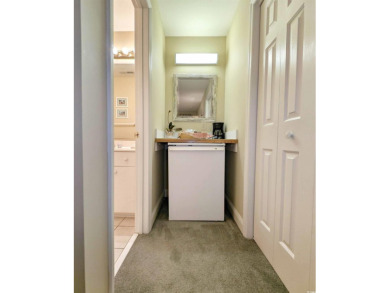 Well maintained and furnished, second floor end unit on Pawleys Plantation Golf and Country Club in South Carolina - for sale on GolfHomes.com, golf home, golf lot