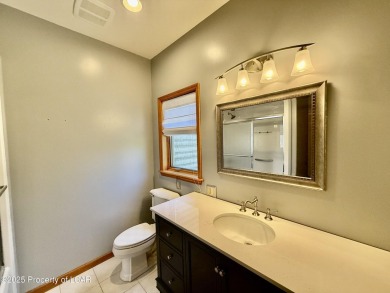 Elegant 4-Bedroom Home on Double Lot in Eagle Rock ResortWelcome on Eagle Rock Golf and Ski Resort in Pennsylvania - for sale on GolfHomes.com, golf home, golf lot