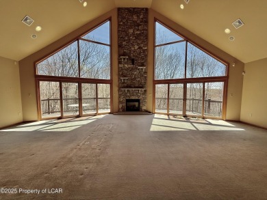 Elegant 4-Bedroom Home on Double Lot in Eagle Rock ResortWelcome on Eagle Rock Golf and Ski Resort in Pennsylvania - for sale on GolfHomes.com, golf home, golf lot
