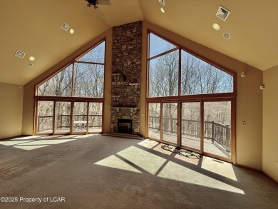 Elegant 4-Bedroom Home on Double Lot in Eagle Rock ResortWelcome on Eagle Rock Golf and Ski Resort in Pennsylvania - for sale on GolfHomes.com, golf home, golf lot