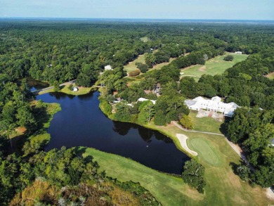 Well maintained and furnished, second floor end unit on Pawleys Plantation Golf and Country Club in South Carolina - for sale on GolfHomes.com, golf home, golf lot