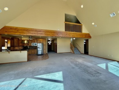 Elegant 4-Bedroom Home on Double Lot in Eagle Rock ResortWelcome on Eagle Rock Golf and Ski Resort in Pennsylvania - for sale on GolfHomes.com, golf home, golf lot