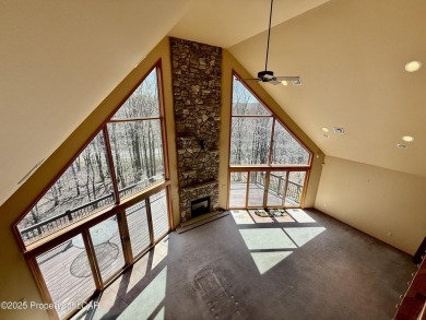 Elegant 4-Bedroom Home on Double Lot in Eagle Rock ResortWelcome on Eagle Rock Golf and Ski Resort in Pennsylvania - for sale on GolfHomes.com, golf home, golf lot