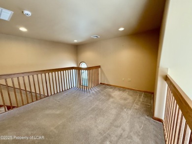 Elegant 4-Bedroom Home on Double Lot in Eagle Rock ResortWelcome on Eagle Rock Golf and Ski Resort in Pennsylvania - for sale on GolfHomes.com, golf home, golf lot
