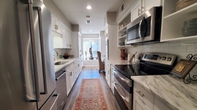 If Golf is your game or you just enjoy a Beautiful view on Maumelle Golf and Country Club in Arkansas - for sale on GolfHomes.com, golf home, golf lot