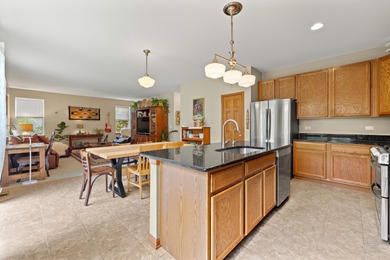 How does summer overlooking the golf course sound? Come view on Foxford Hills Golf Club in Illinois - for sale on GolfHomes.com, golf home, golf lot