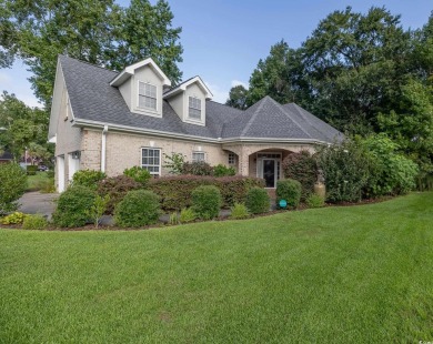 This custom-designed 4-bedroom, 3-bath home combines on Blackmoor Golf Club in South Carolina - for sale on GolfHomes.com, golf home, golf lot