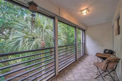 Owner says sell, sell, sell! New Roof 2024! Impeccable condition on Colony West Country Club in Florida - for sale on GolfHomes.com, golf home, golf lot