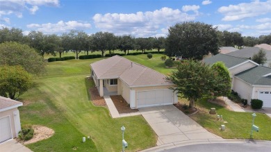 Quiet Cul-de-Sac Living in Del Webb Spruce Creek Golf & Country on Eagle Ridge At Spruce Creek Country Club in Florida - for sale on GolfHomes.com, golf home, golf lot
