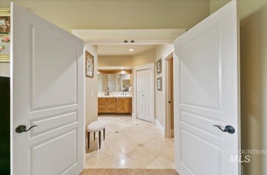 Stunning single level on the 11th hole at Banbury Golf Course! on BanBury Golf Club in Idaho - for sale on GolfHomes.com, golf home, golf lot