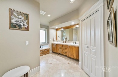 Stunning single level on the 11th hole at Banbury Golf Course! on BanBury Golf Club in Idaho - for sale on GolfHomes.com, golf home, golf lot