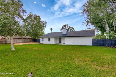 Welcome to the highly sought-after Colony Club community! This on Holiday Golf Club in Florida - for sale on GolfHomes.com, golf home, golf lot
