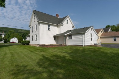 This charming property is situated on an unusually large lot on Brae Burn Golf Course in New York - for sale on GolfHomes.com, golf home, golf lot
