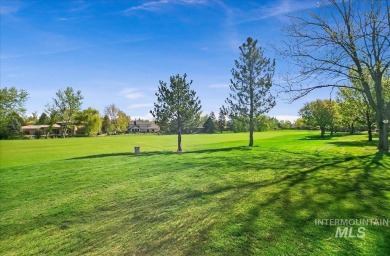 Stunning single level on the 11th hole at Banbury Golf Course! on BanBury Golf Club in Idaho - for sale on GolfHomes.com, golf home, golf lot