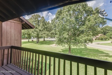 Move-In Ready 1-Bedroom Condo in Molokai VillageThis upstairs on Diamondhead Country Club in Mississippi - for sale on GolfHomes.com, golf home, golf lot
