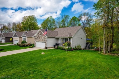 Welcome to this pristine 2-bedroom, 2-bath home with stunning on Quail Hollow Resort and Country Club in Ohio - for sale on GolfHomes.com, golf home, golf lot