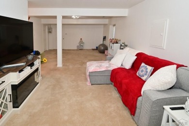Spacious  Well-Maintained Home Near Pueblo West Golf Course! on Desert Hawk At Pueblo West in Colorado - for sale on GolfHomes.com, golf home, golf lot