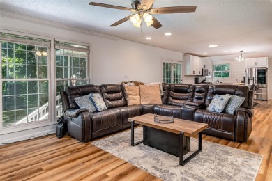 Beautiful 4 Bedroom 2.5 Bath Home In Golf Community w/NO HOA's! on Mooresville Golf Course in North Carolina - for sale on GolfHomes.com, golf home, golf lot